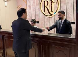 RT Serene Hotel - Military Road - Sukkur, hotel en Sukkur