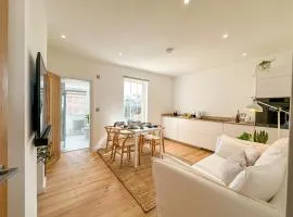 New - Luxury City Centre Oasis - Free Private Parking