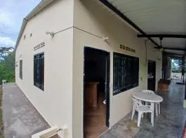 Casa de campo cerca a la Hacienda Napoles