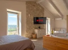 Valle in Fiore Suite - Private Jacuzzi & Sauna - ItalyWeGo