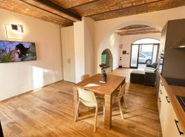 Sofia's House Lago di Bolsena – hotel w mieście Marta