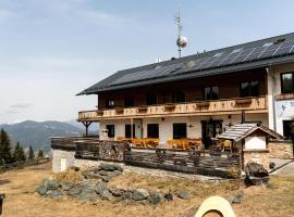 Frauenalpe Resort, hotelli kohteessa Sankt Lorenzen ob Murau