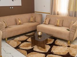 appartement meublé et confortable à essomba, готель у місті Яунде