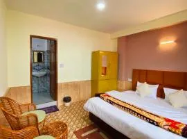 Non Stop Cafe Hostel & Stay