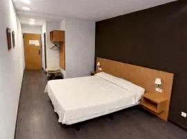 Hostal Mediterranea