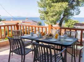 Sunset Cove by halu! - Spacious 4-bedroom Villa