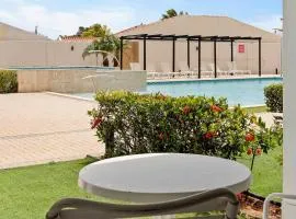 AL117 -Resort Pool-Beach Tennis court- 2BR condo-Close to Palm Beach