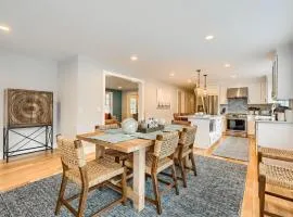 Chatham Luxury Retreat—Porch, Art Family Fun