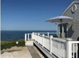 Oceanfront on Association Beach Unobstructed Views of Cape Cod Bay AC WIFI