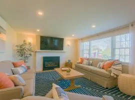 Newly Remodeled Home in Scorton Shores with Central AC