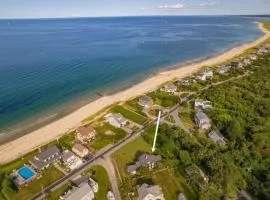 Family-Friendly Sagamore Beach Cottage Escape