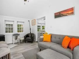 Bed, Splash Beyond – Coastal Comfort Awaits