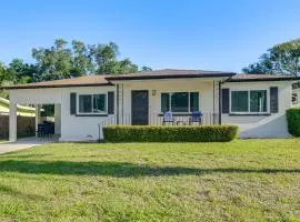 Beach-Hop, Bike & BBQ! Clearwater Home w/ Yard