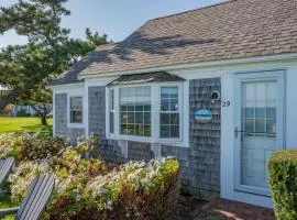 Popie's Place – Where Waves Whisper Rest