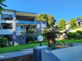 The Mansion Lodge, hotel em Hartbeespoort