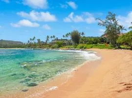 NEW Beachfront 2 Bedroom Ocean View Oasis and Pool