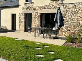Entre Rennes et St Malo, grande maison lumineuse Chez Mathilde, hotel di Irodouër