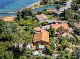La Torre sul Ponte, Seaview, Garden