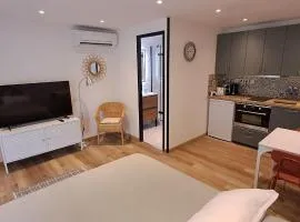 Studio calme proche de Nice