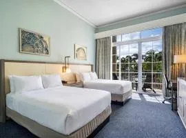 Garden View Luxury Retreat I The Ritz Carlton