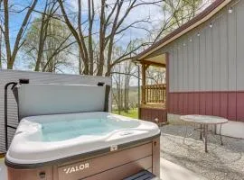 Be Still in the Hills Laurelville Home, Hot Tub