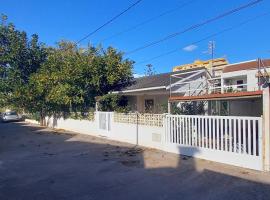 CHALET cerca de la PLAYA, hotel en Oropesa del Mar