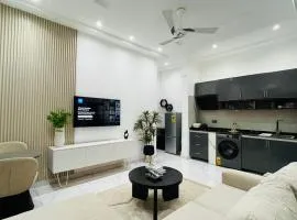 Ritz Elegant Studio Apartment