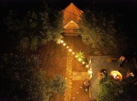 Golden Camp, hotel v mestu Falerna
