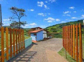 Aura dos Ipês - Chalé nas Montanhas de Gonçalves