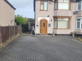 Ansty Friendly, Hotel in Wyken
