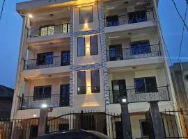 Ultra Modern Apartment 2BR 2BA AC Wi-Fi Camera DIVINA LLC