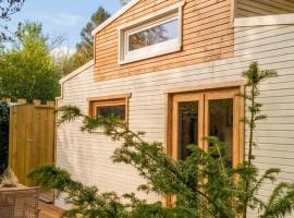 La tiny house perdue, khách sạn ở Saint-Blimont