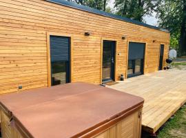 Glamping Tošcimra - cozy modern cottage in Moravia, hotel a Nový Jičín