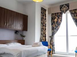 The Queen Vic Hotel, Hotel in Monkwearmouth