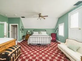 Best of My Love - CA King Size Bed+ - Sleeps 2-4