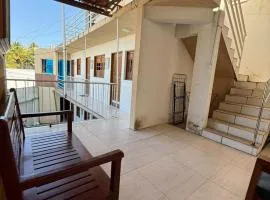 12 Mini casa perto da praia com ar