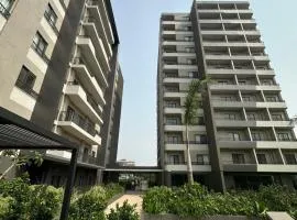 Delali Residence at The Bantree 5 mins from Airport