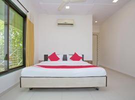 Hotel O by OYO Capital O Sai Icon Residency, hôtel à Titwala
