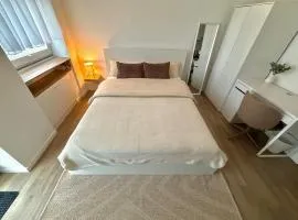 Nähe KIT - Parkplatz - Netflix - Ruhig