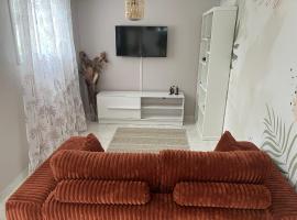 Charmant F2 cosy bas de villa Martinique, hotel i Saint-Joseph