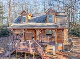 Wooden Fork Retreat, hotel v mestu Saluda