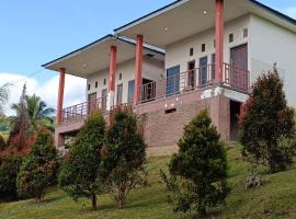 Moon Bungalow 2, hotel u gradu Kelimutu