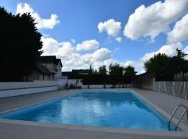 Charming holiday home with pool and pond