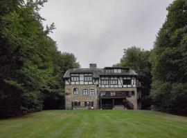Spacious Villa in Liège, Hotel in Spa