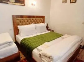 Iline Riad Fes
