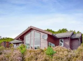 Lovely Home In Nedstrand With Sauna