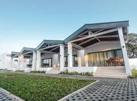 Hudor Resort - Bauang, La Union