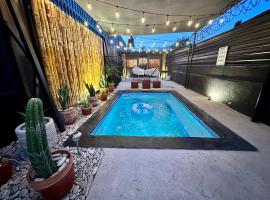 Tropical House Leon Private Pool and Hammock Patio, khách sạn ở León