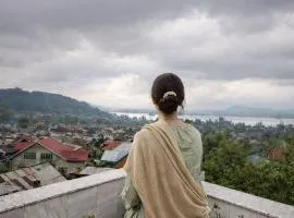 Kashmir Beautiful Villa