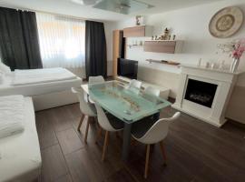 Apartment Stabel 8,1 km von Europa Park, hotel a Kippenheim